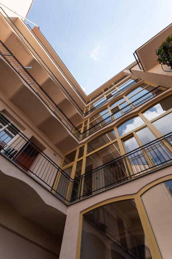 Prague Days - Minimalist Apartment - Easy City Access Ngoại thất bức ảnh